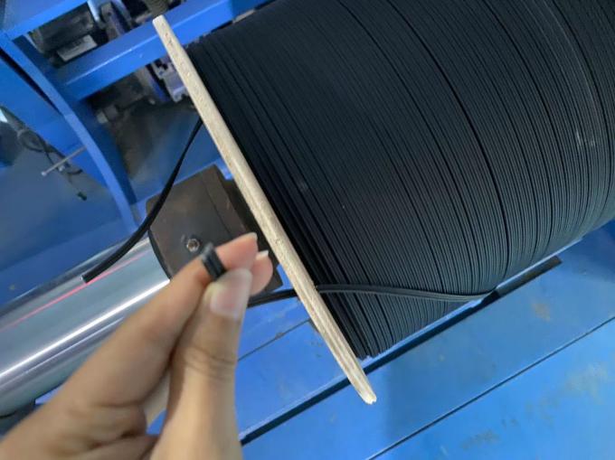 इनडोर FTTH फाइबर ऑप्टिक ड्रॉप केबल फैक्ट्री मूल्य दूरसंचार नेटवर्क के लिए होम केबल के लिए फाइबर 1