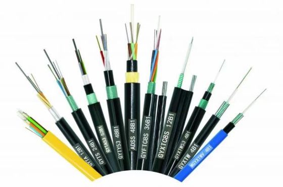 सिंगल मोड G.652D 2-144 फाइबर 1km-5km लंबाई फाइबर ऑप्टिक केबल