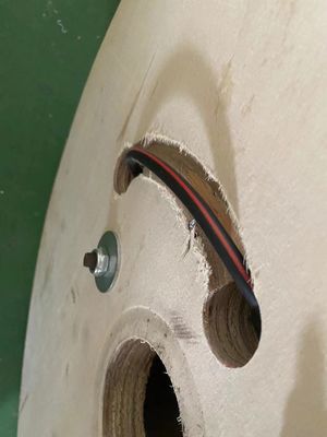 4 6 8 10 12 24 48 96 144 कोर एडीएसएस एरियल फाइबर ऑप्टिक केबल डाइइलेक्ट्रिक आउटडोर फाइबर ऑप्टिक केबल