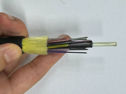 एकल मोड आउटडोर फाइबर ऑप्टिक केबल G652D हवाई मिनी ADSS के लिए एकल जैकेट