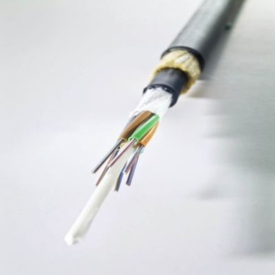 48 कोर ऑल डायलेक्ट्रिक स्व-सहायक हवाई केबल ADSS स्पैन 100m 200m फाइबर ऑप्टिक फाइबर ऑप्टिक केबलर