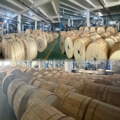 12 कोर GYXTW आउटडोर SM फाइबर ऑप्टिक केबल यूनिट्यूब स्टील टेप के साथ बख्तरबंद 6 मिमी 7 मिमी 8 मिमी फाइबर ऑप्टिक केबल