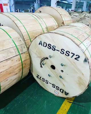 एयरियल ADSS G652D G657A1 G657A2 144 कोर सिंगल मोड आउटडोर फाइबर ऑप्टिक केबल